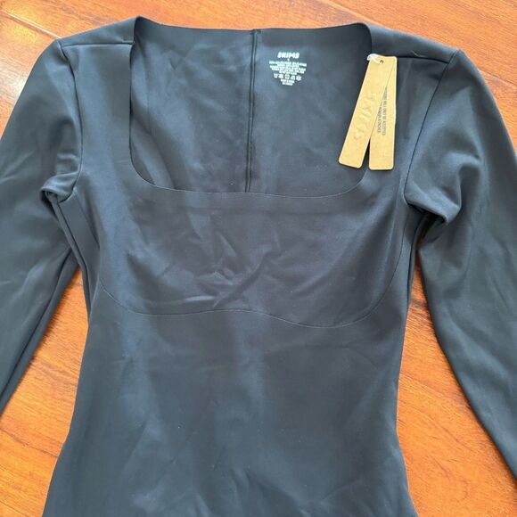 Skims Body Long Sleeve Short Dress Size Small Onyx/black NWT Built In Shapewear - Picture 11 of 11